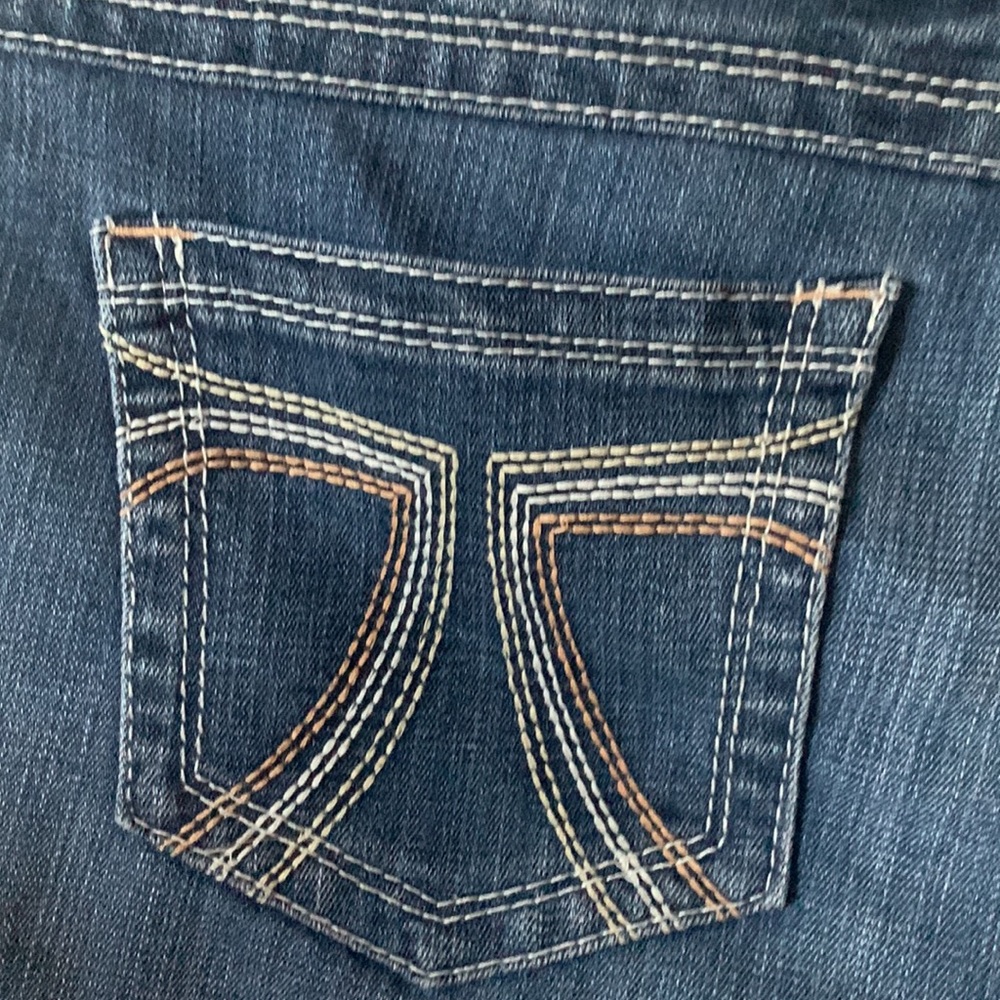 Seven7 Denim shorts - Picture 6 of 11